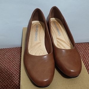 Brown Minimalist Block Heels with Wooden Heel
